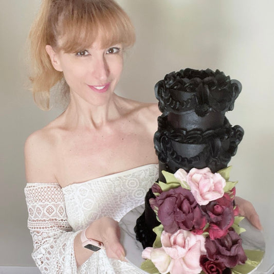 Gothic Palette Knife Buttercream Wedding Cake Tutorial