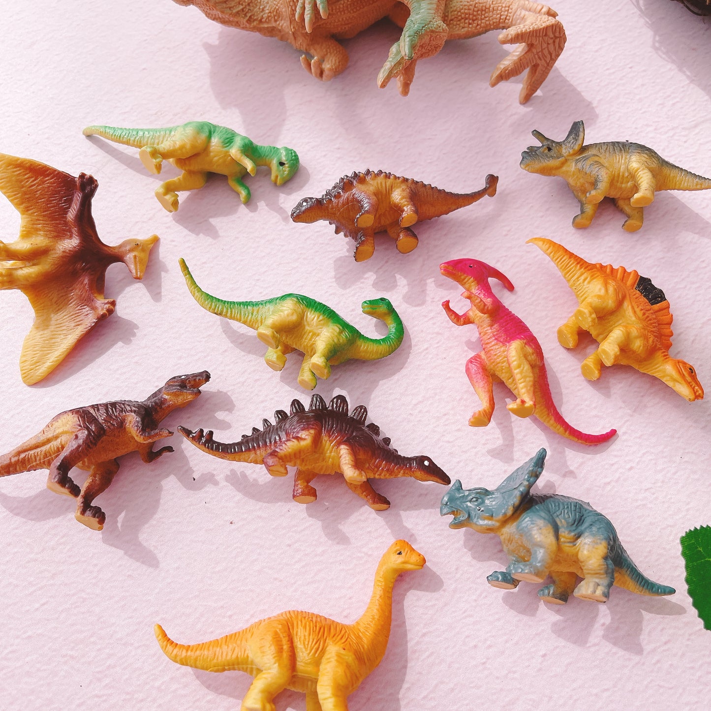 Jurassic Park Dinosaur Cake Topper Decorations Set - 25 Pieces