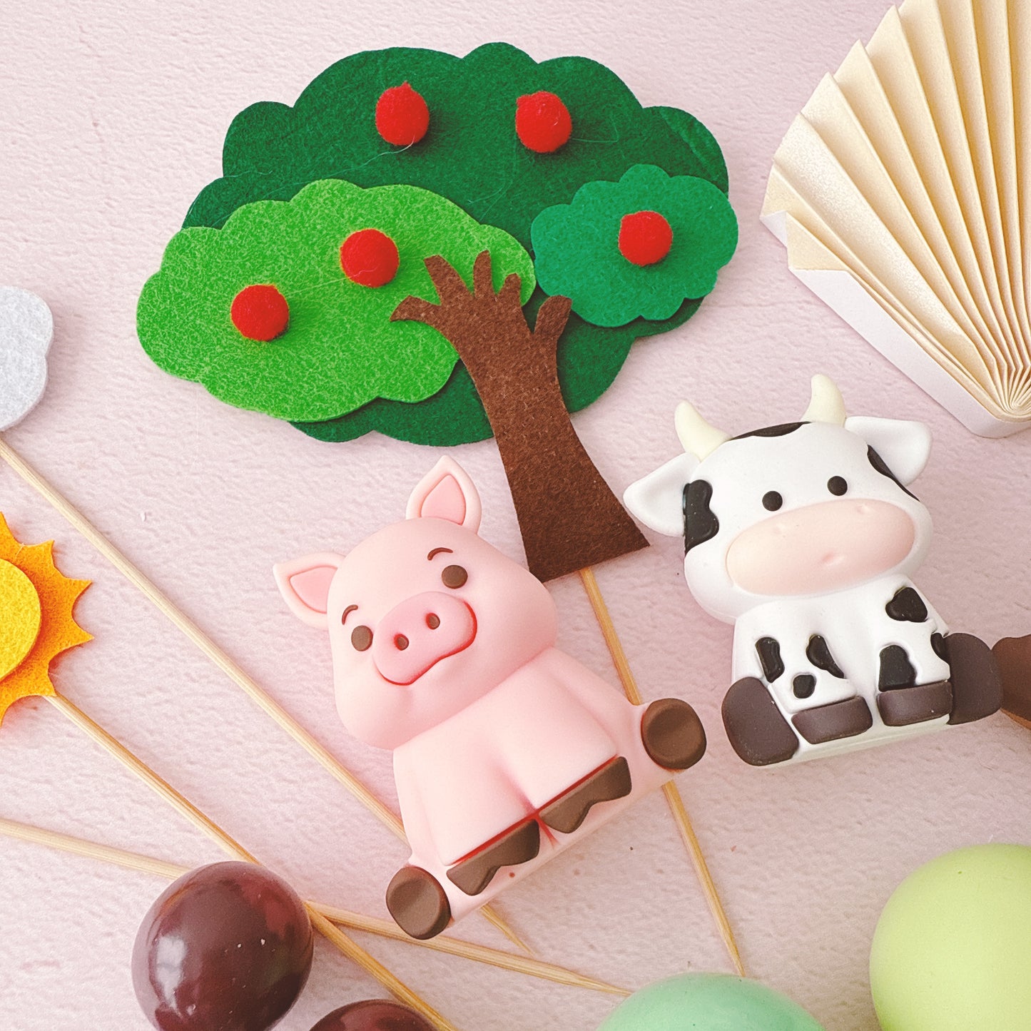 Farm Animal Cake Topper Decorations - 21 Pieces