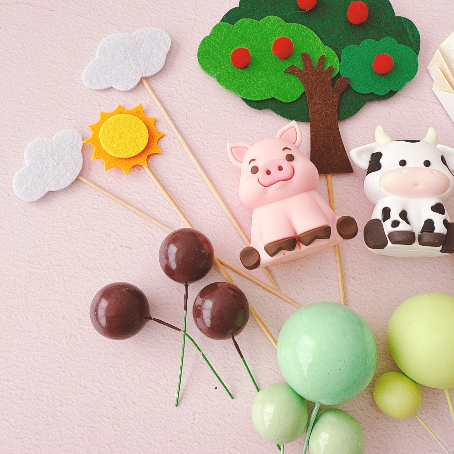 Farm Animal Cake Topper Decorations - 21 Pieces
