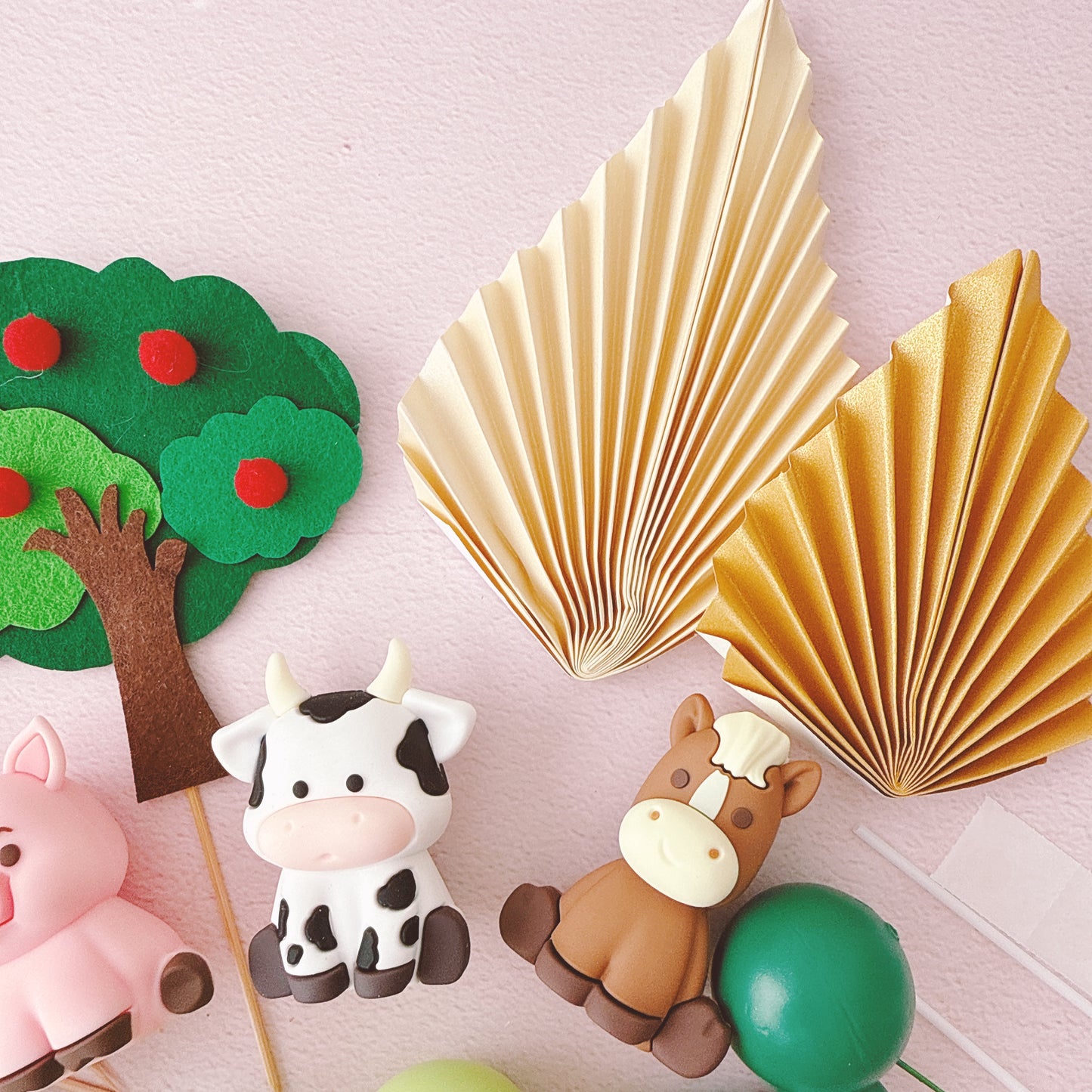 Farm Animal Cake Topper Decorations - 21 Pieces