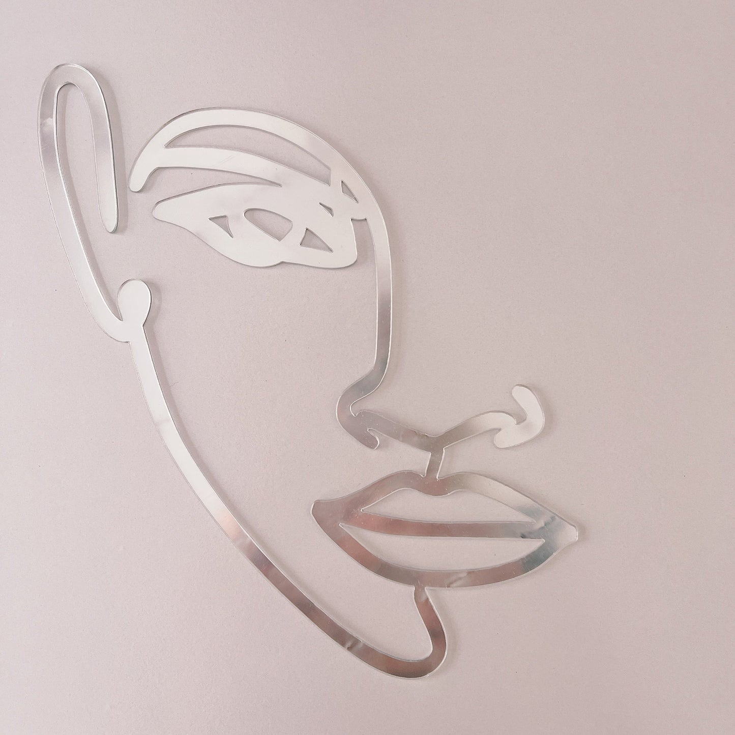 Abstract Silver Acrylic Face Fropper