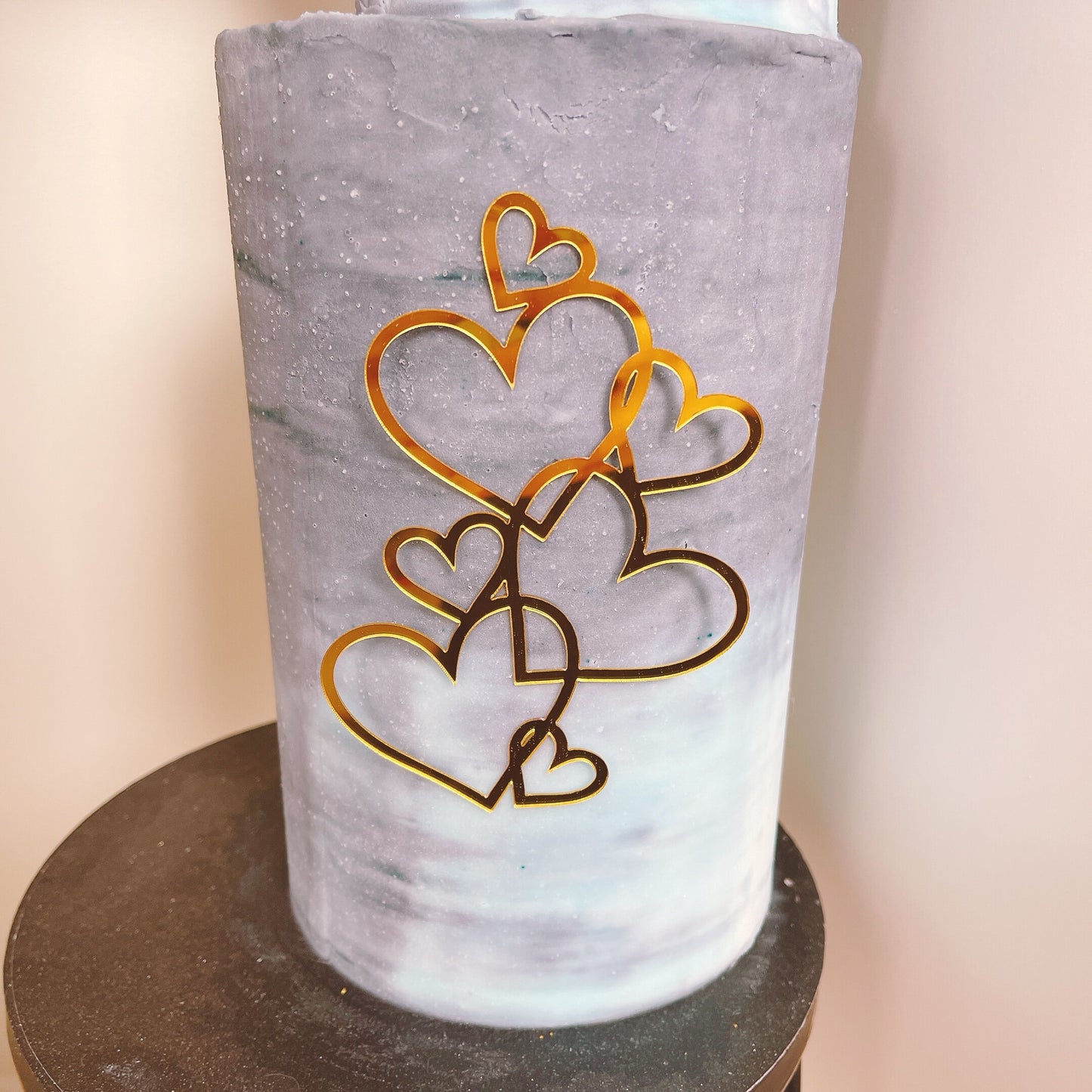 Gold Acrylic Cake Fropper Hearts
