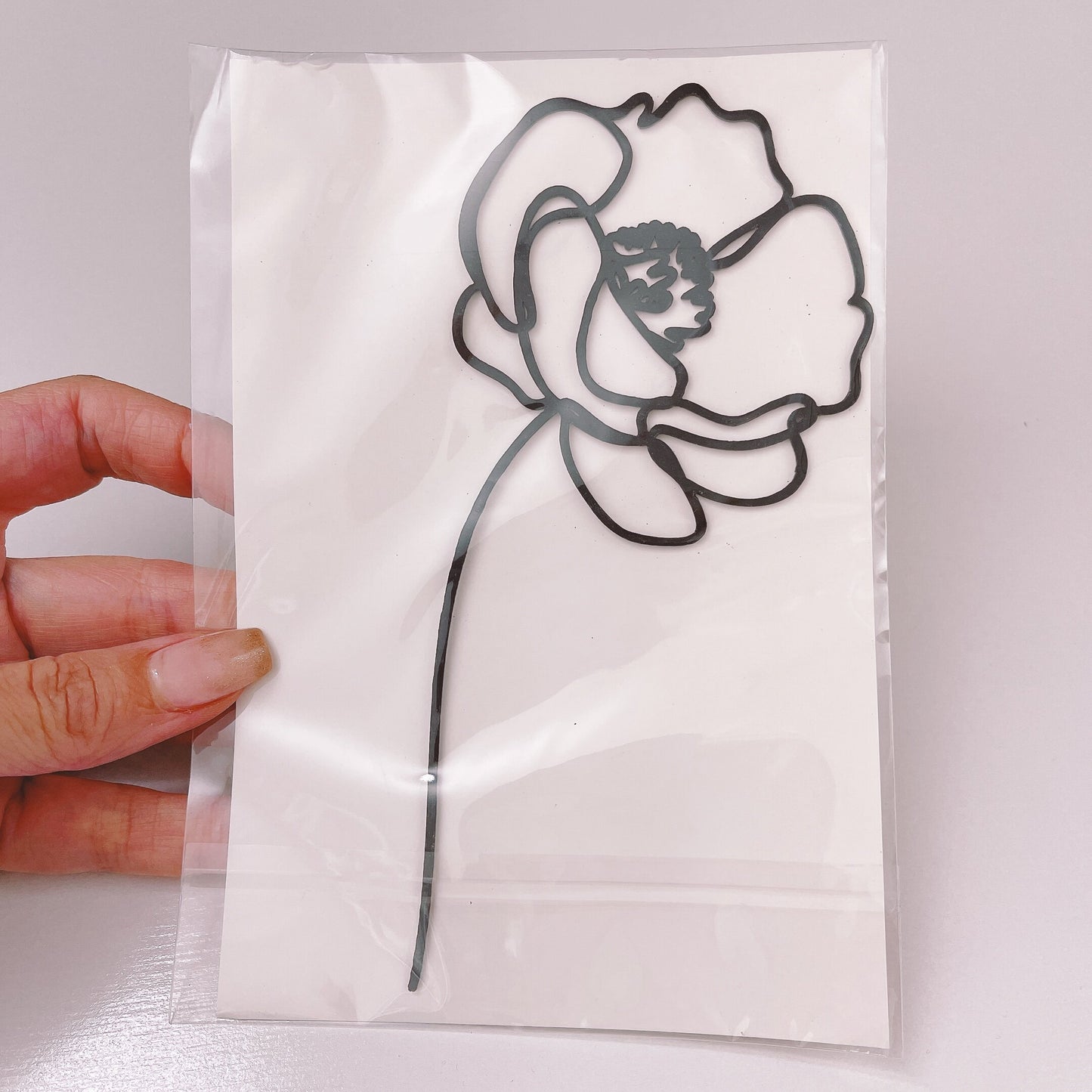 Flower Acrylic Fropper Available in Black or Gold