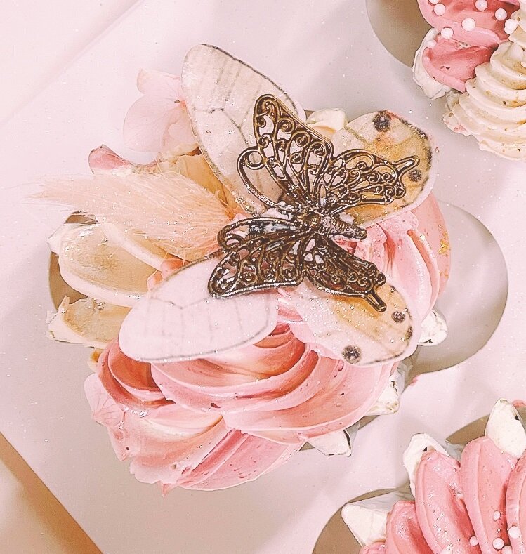 More Decos Arched Butterflies 35mm Wing Span Various Metallics Pack of 10