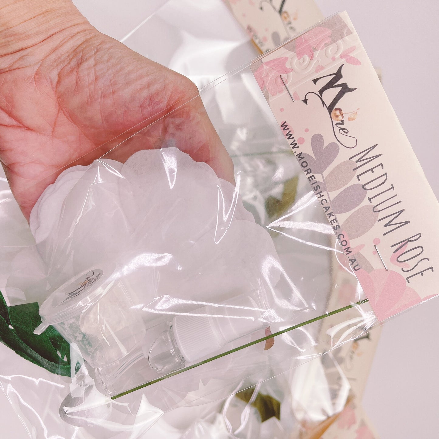 Small Italian Rose Wafer Paper Pack - 16 Petal Layers