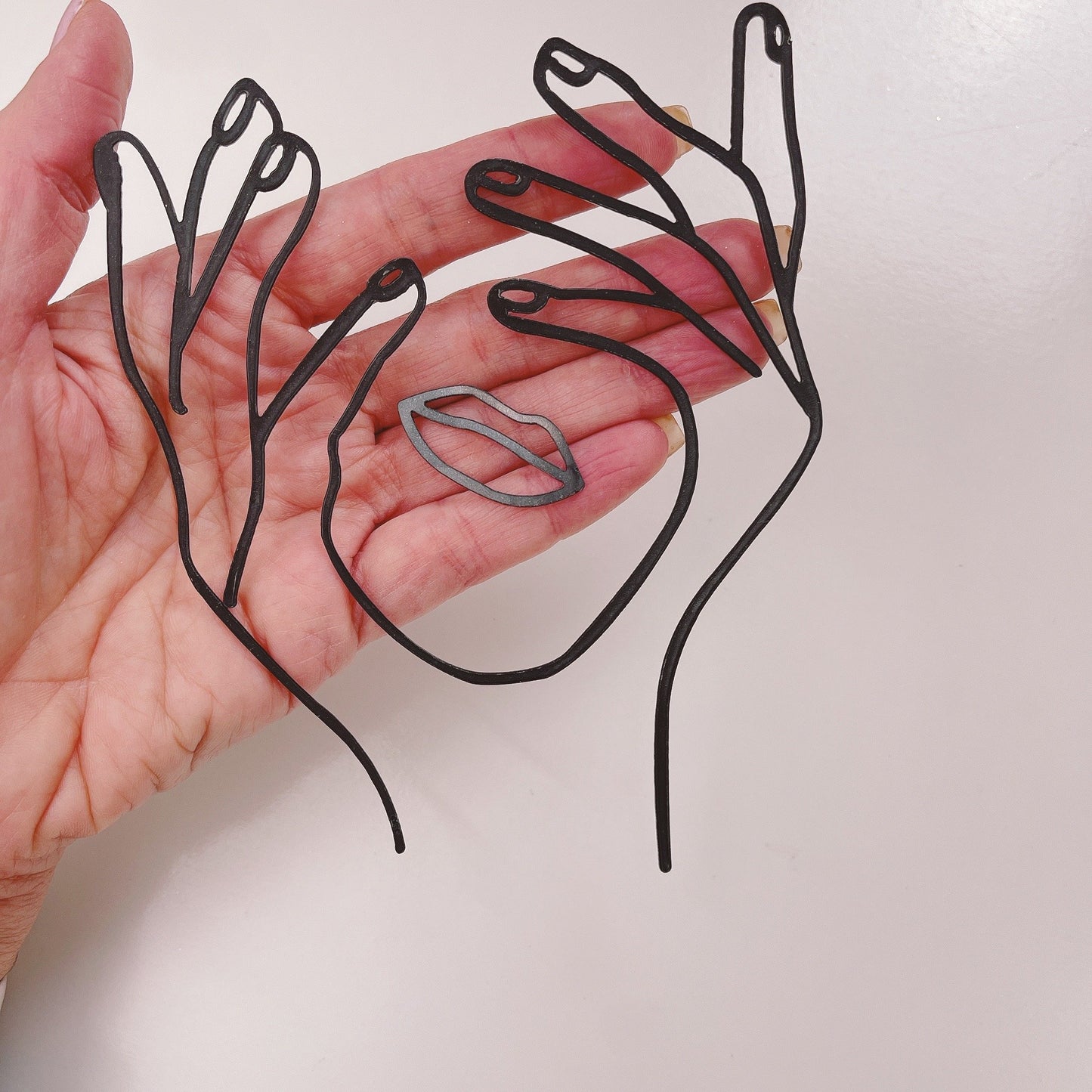 Abstract Acrylic Hands n Lips Fropper