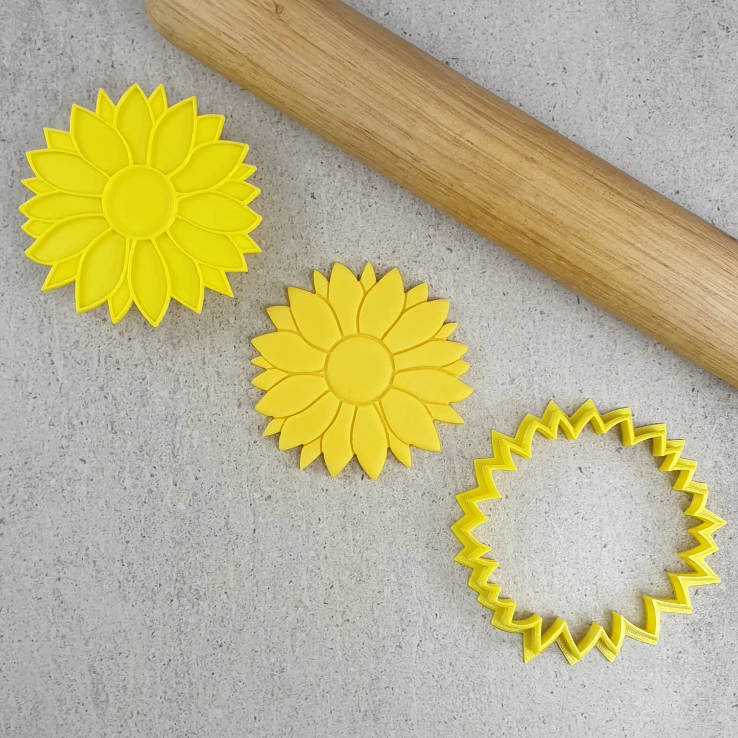 Sunflower Embosser & Cutter Set