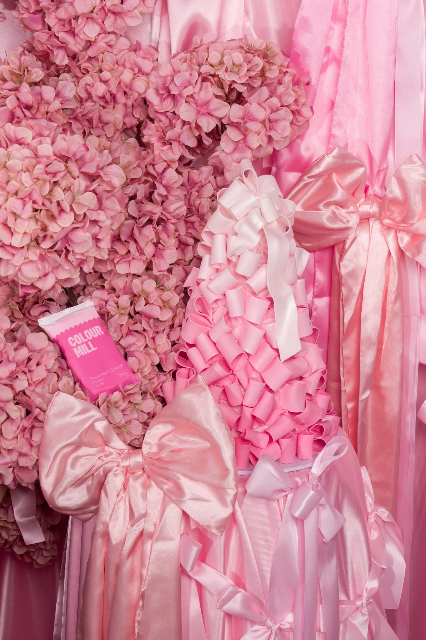 Decorators Dough - Candy Pink - ColourMill Fondant - 250 grams