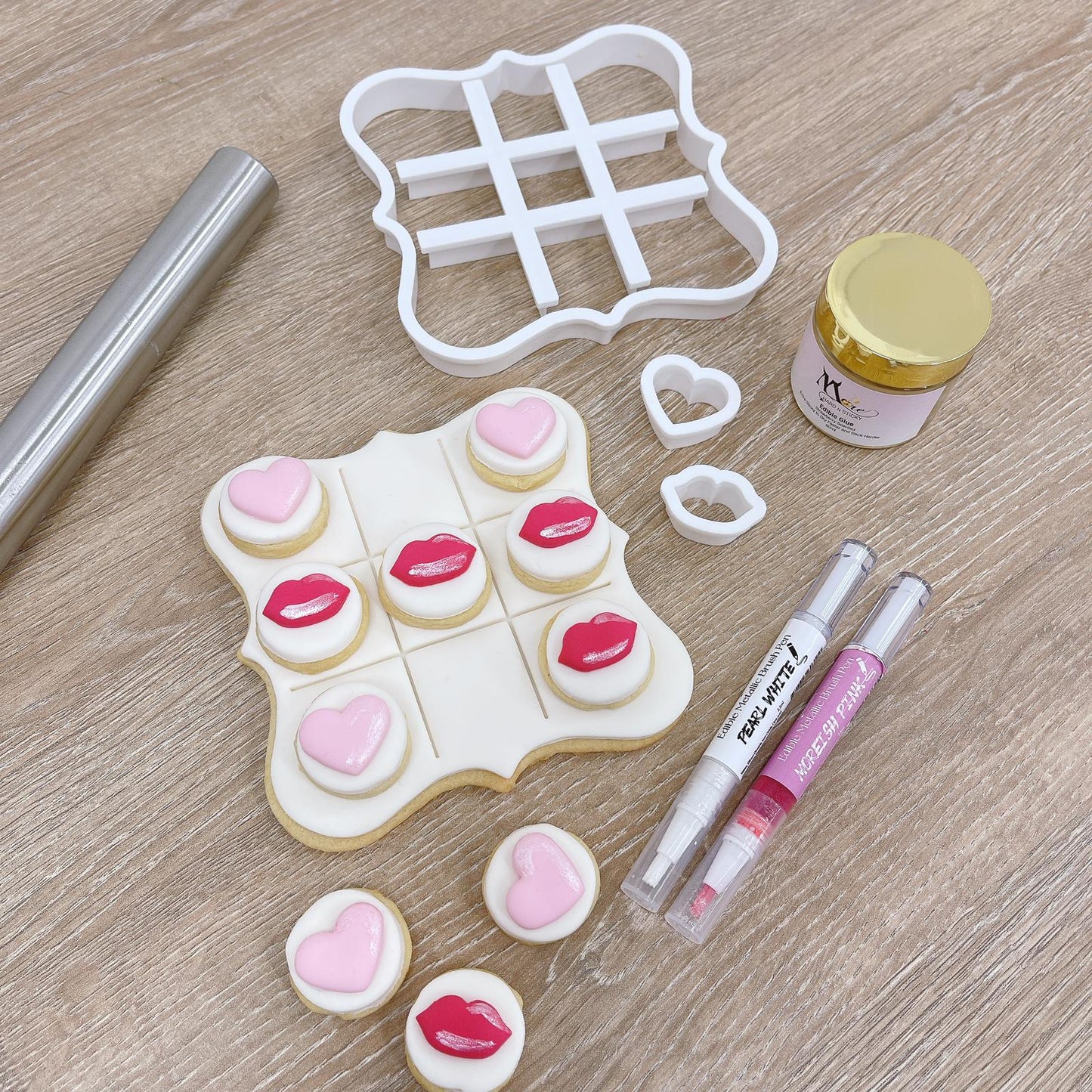 Valentines Tic Tac Toe - Naughts and Crosses Cookie Cutter