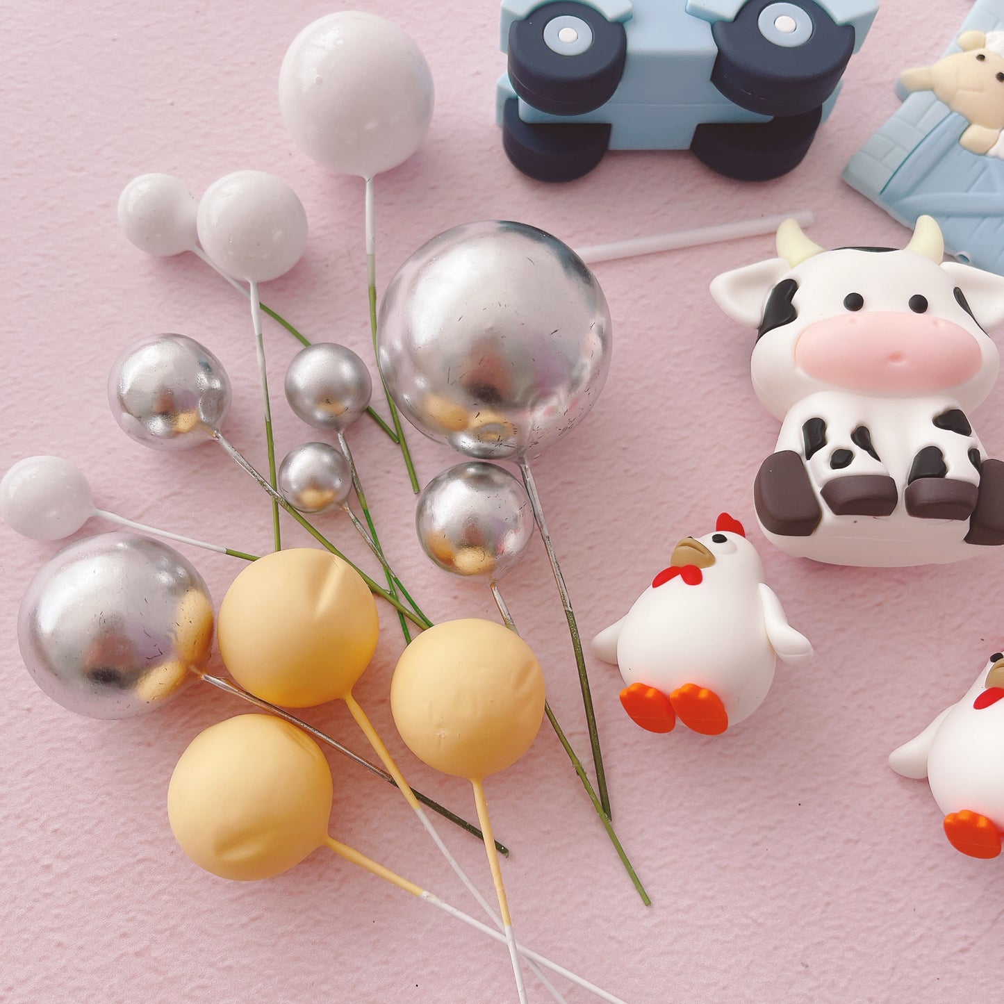 Cute Farm Animal Cake Topper Decorations - 18 Pieces