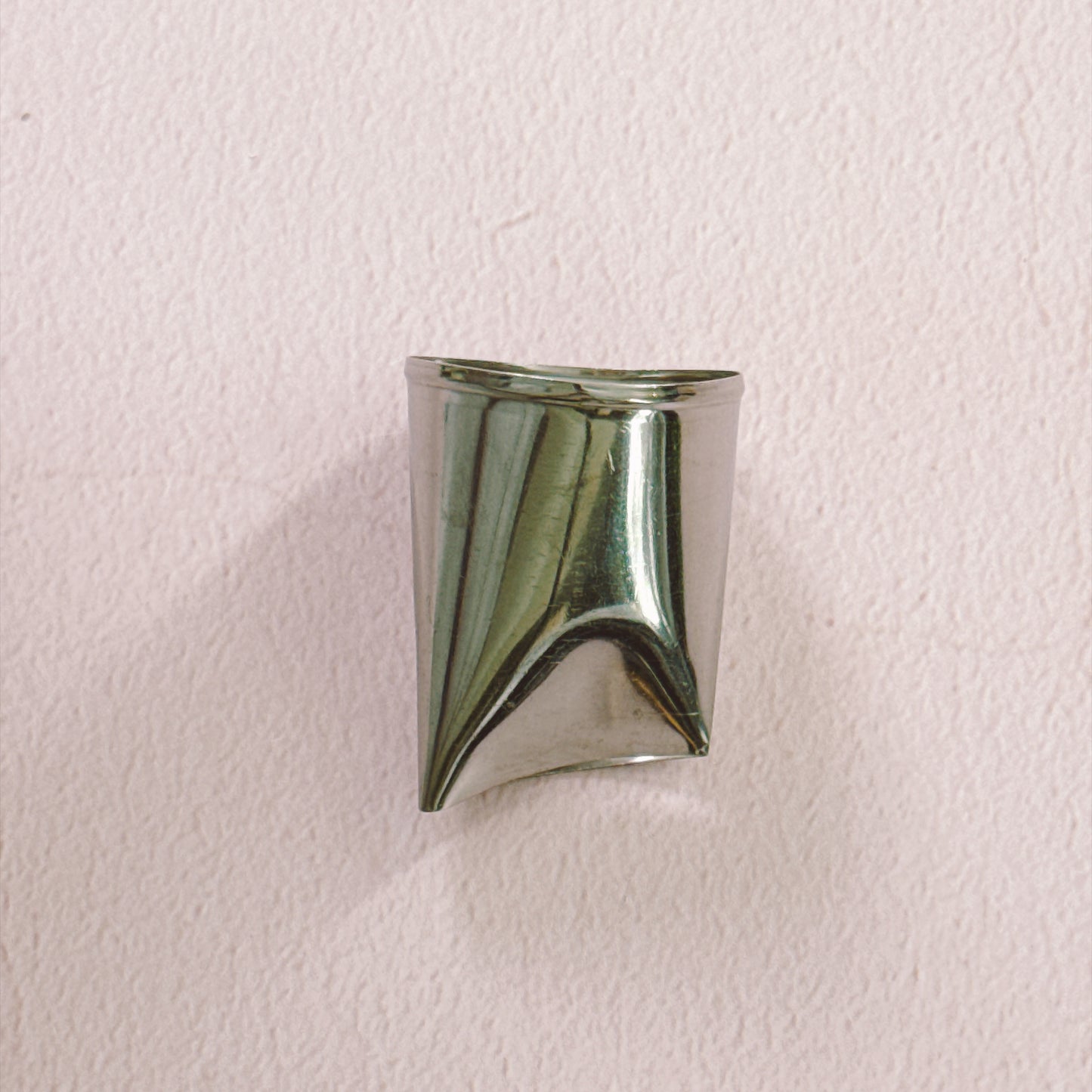 Moni's Fav Piping Tips - XL Giant Curved Rose Tip