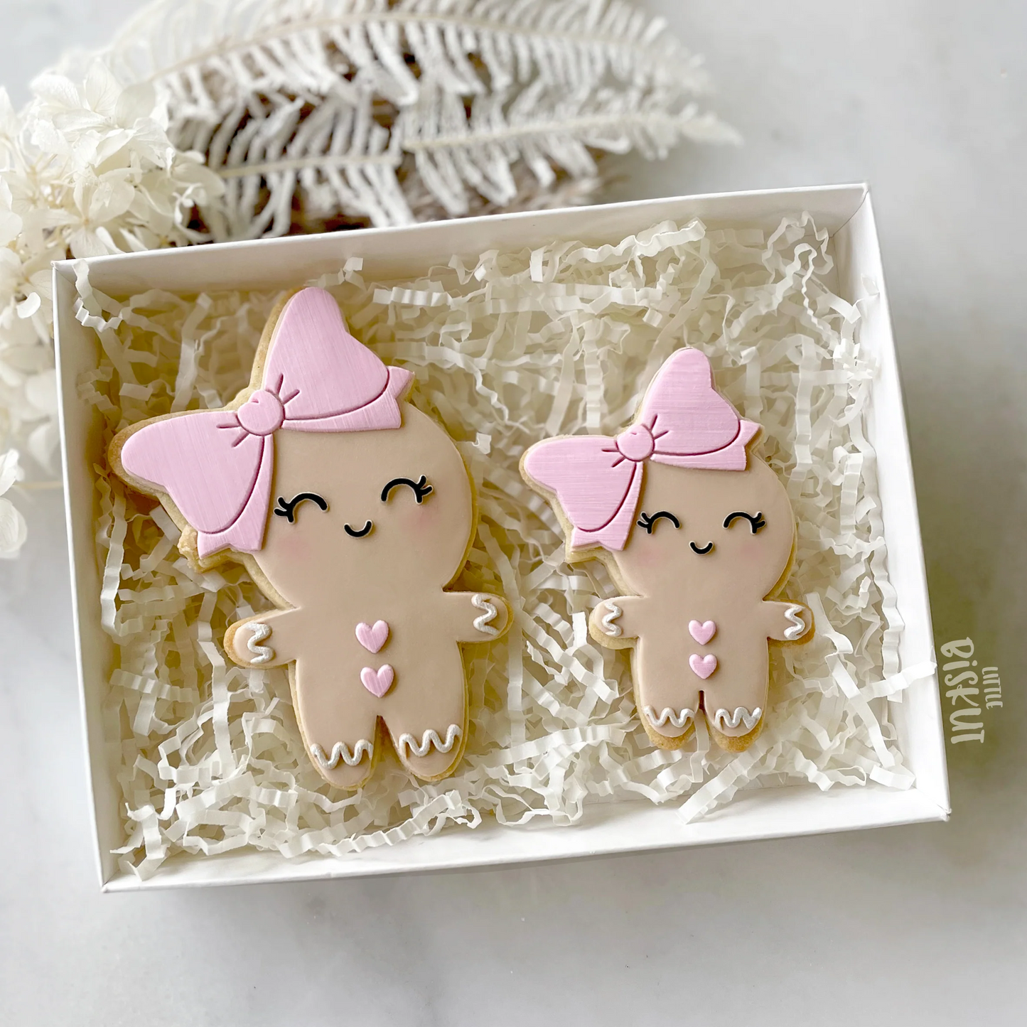 Gingerbread Girl with Bow Cutter & Debosser Set (Little Biskut)