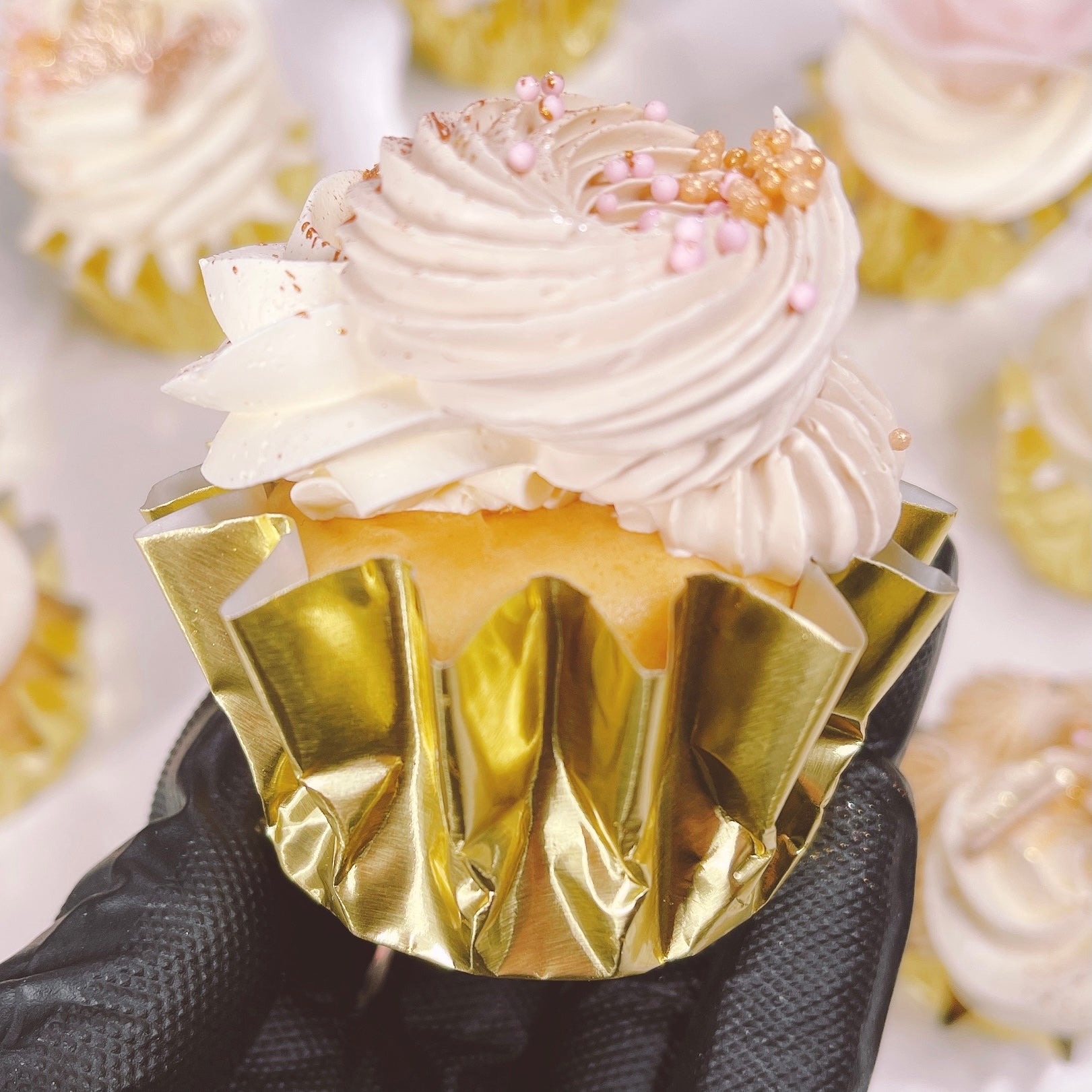 More Cuppies Gold Foil (Select from Pack Sizes) – Moreish Cakes
