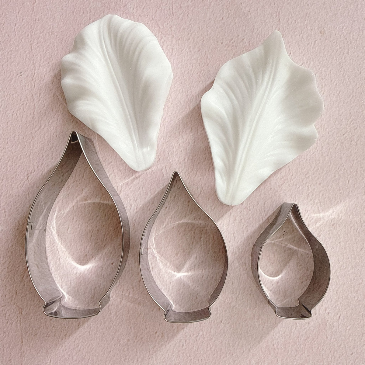 More Veiners Calla Tulip Lily Veiner and Cutter Set - 5 Piece Set