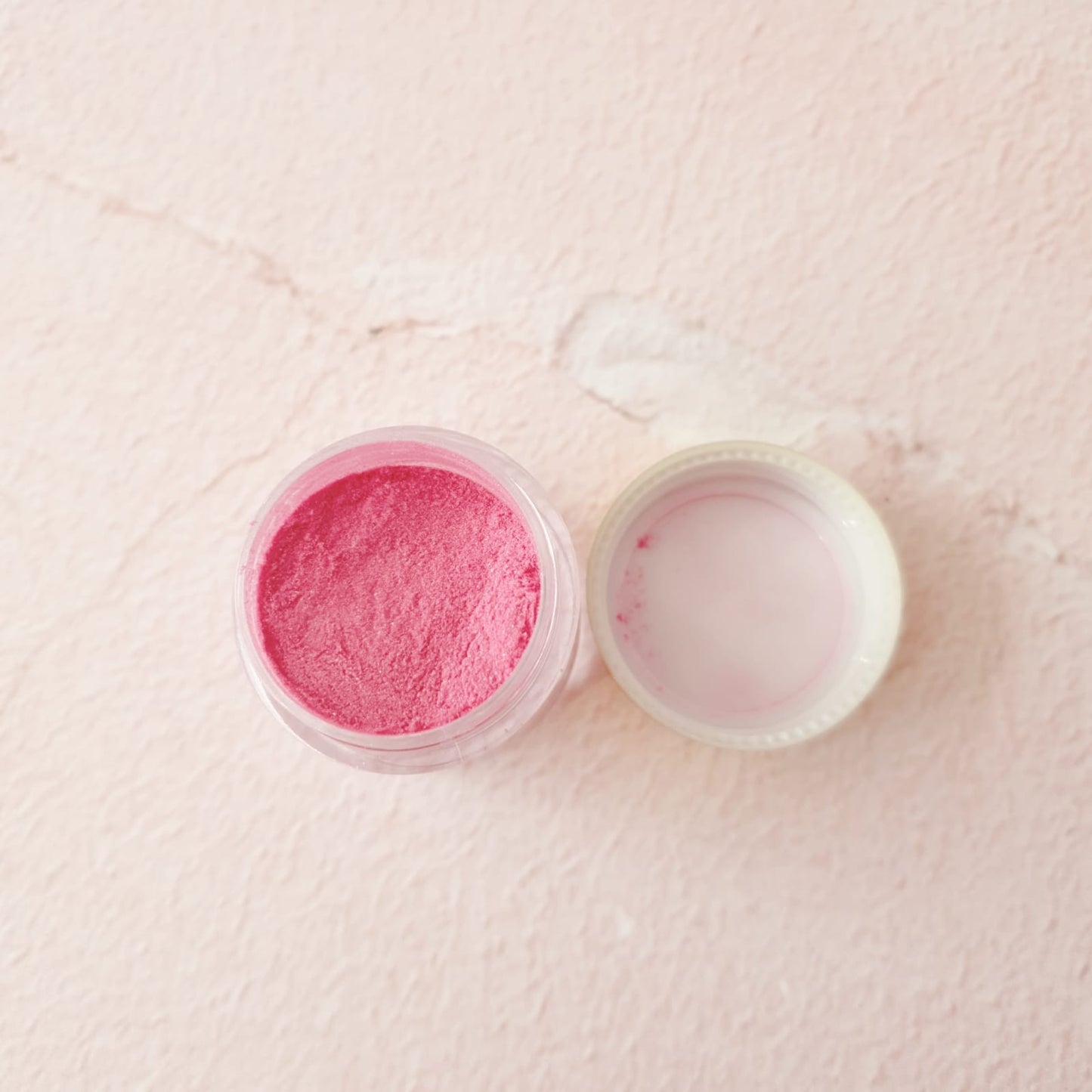 More Glow Dolly Pink Edible Lustre Dust